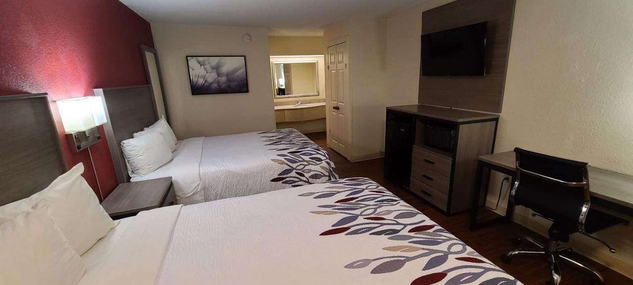 Red Roof Inn & Suites Cornelius - Lake Norman Kültér fotó