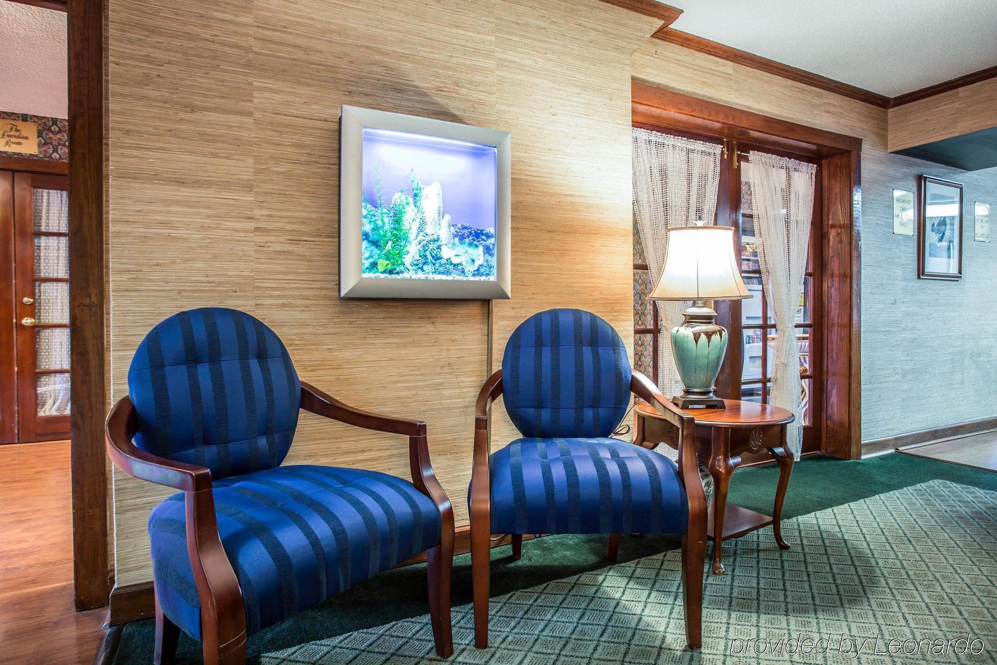 Red Roof Inn & Suites Cornelius - Lake Norman Kültér fotó